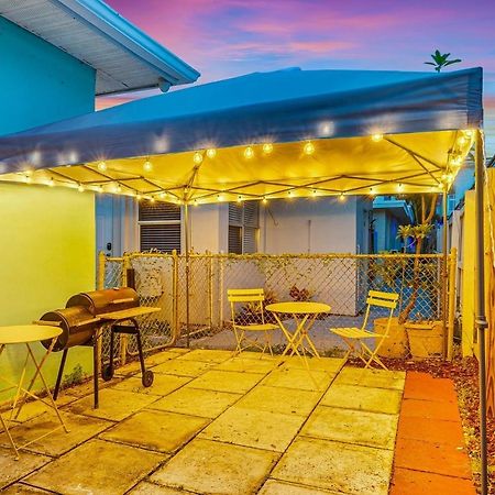Downtown Hollywood Holiday Retreat Dania Beach Apartamento Exterior foto